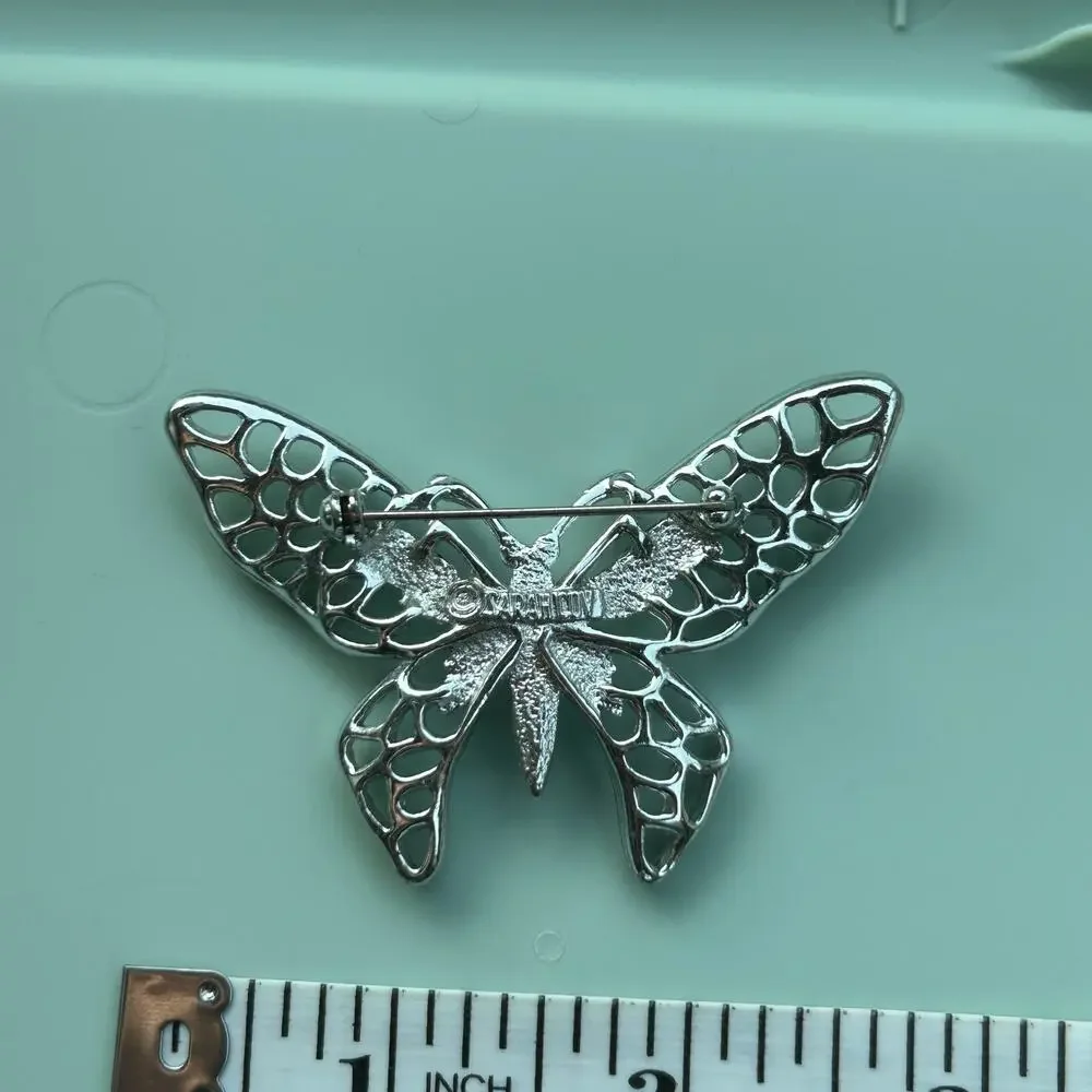 Vintage Signed Sarah Coventry Silver Tone Butterfly Brooch